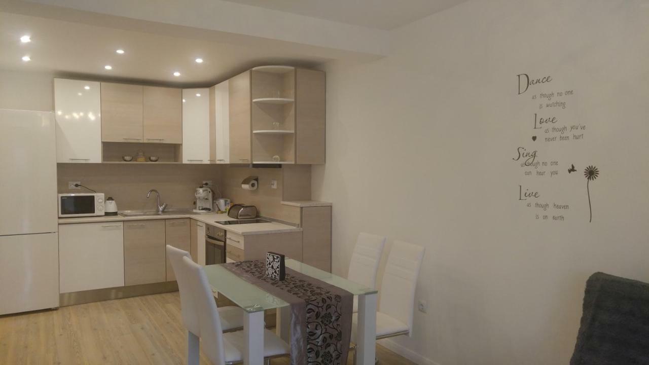 Apartemen Modern Center