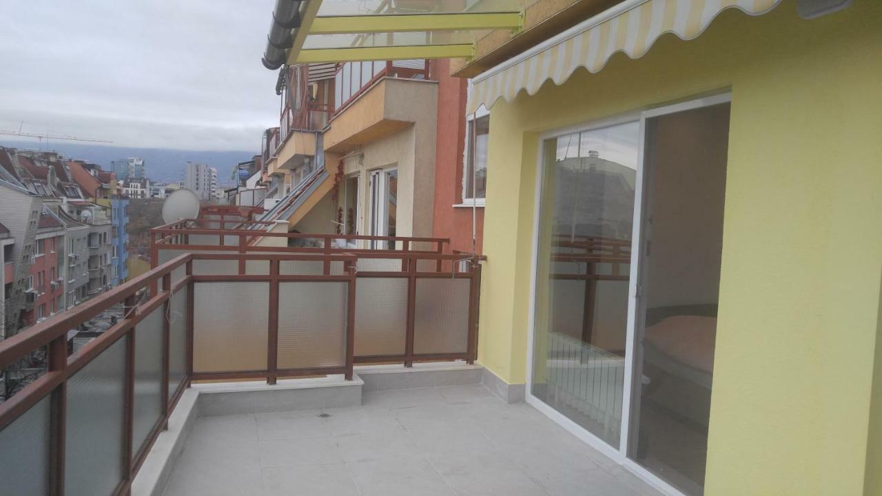Apartemen Modern Center